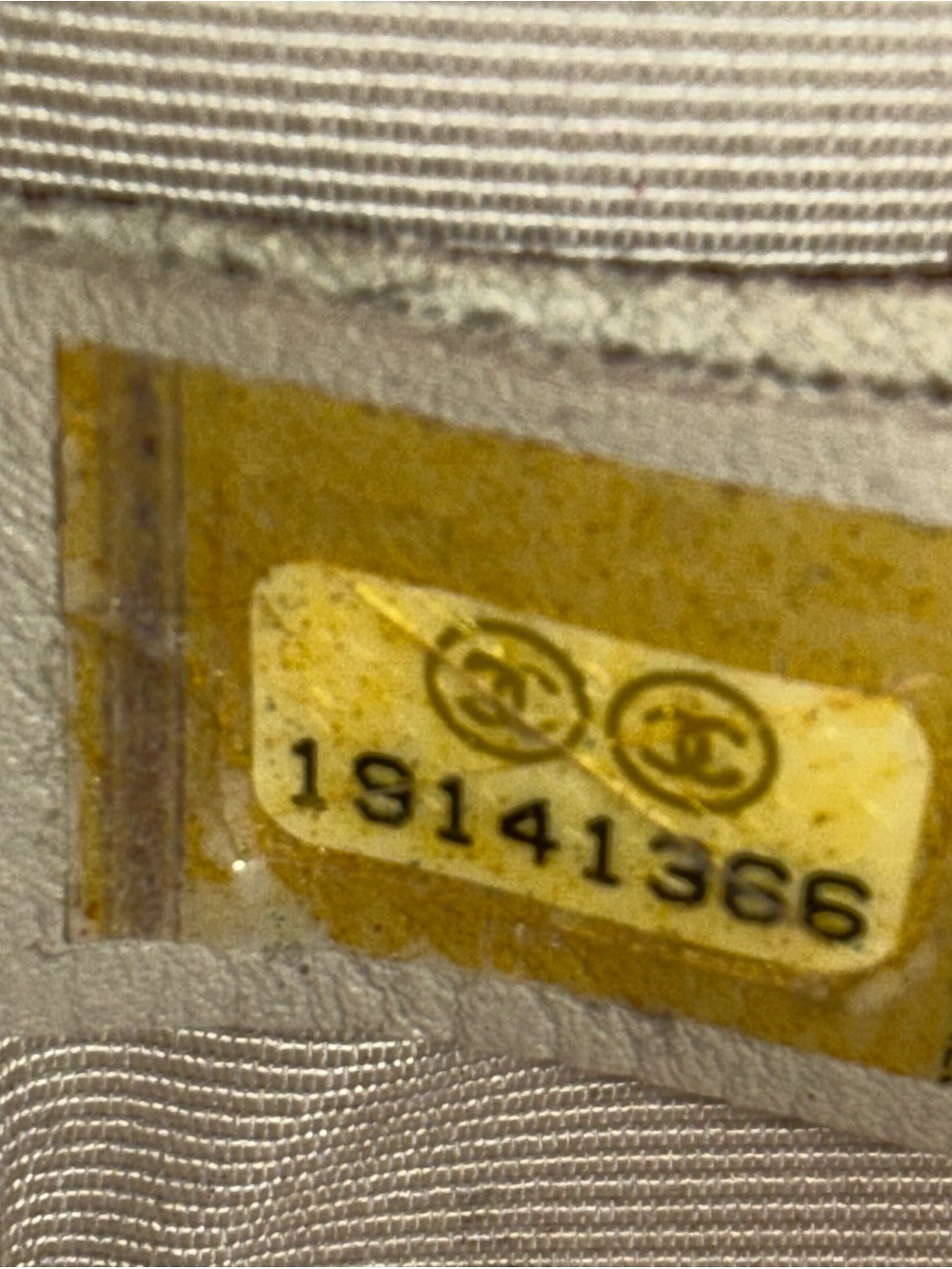 CHANEL Red Quilted Boy Flap Shoulder Bag with Silver Chain - Picture 9 of 10